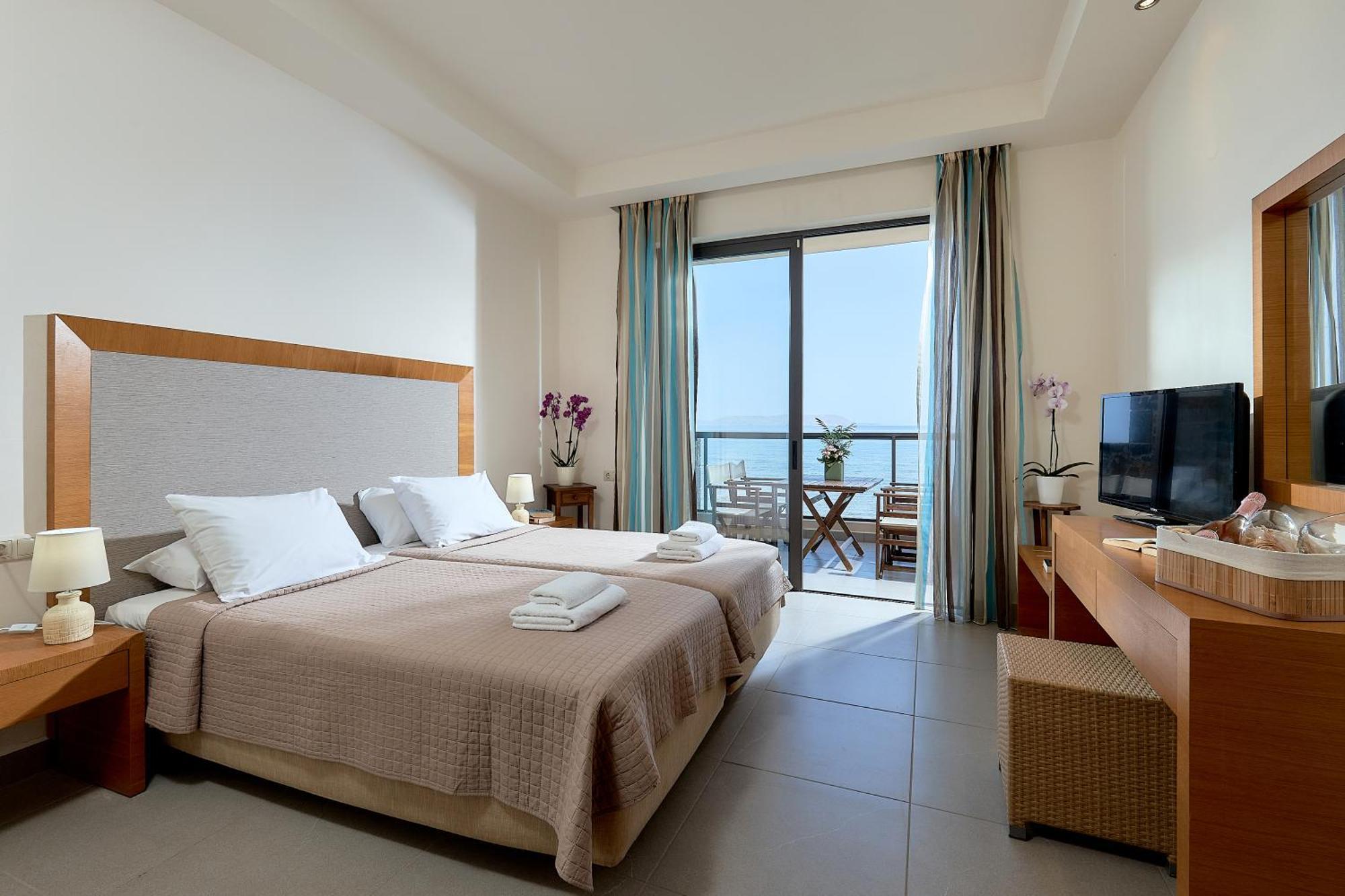 Creteco Hotel & Suites Goúrnes Exteriér fotografie