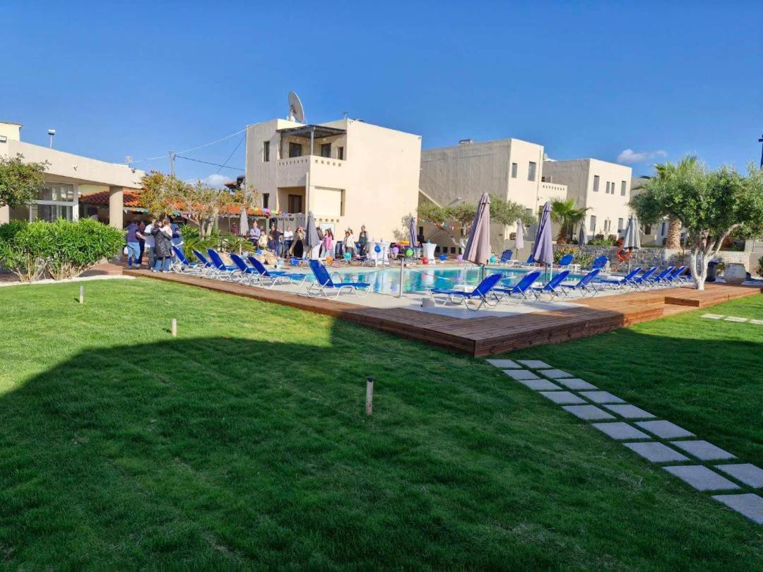 Creteco Hotel & Suites Goúrnes Exteriér fotografie